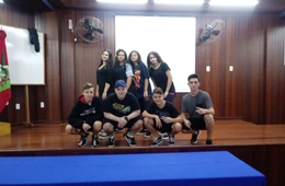 Projeto: Ritmos, movimentos e a linguagem da dança