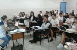 Construção de gráficos na aula de Matemática da galerinha do 2º Ano
