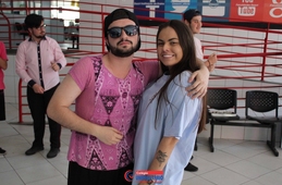 Meninas vestem azul, meninos vestem rosa