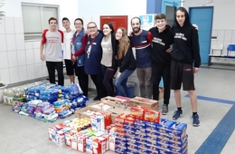 Entrega das doações arrecadadas na Gincana da Família