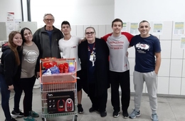 Entrega das doações arrecadadas na Gincana da Família