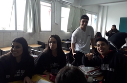 Atividade do Projeto Valorizando a Vida com os alunos do 2º Ano do Ensino Médio